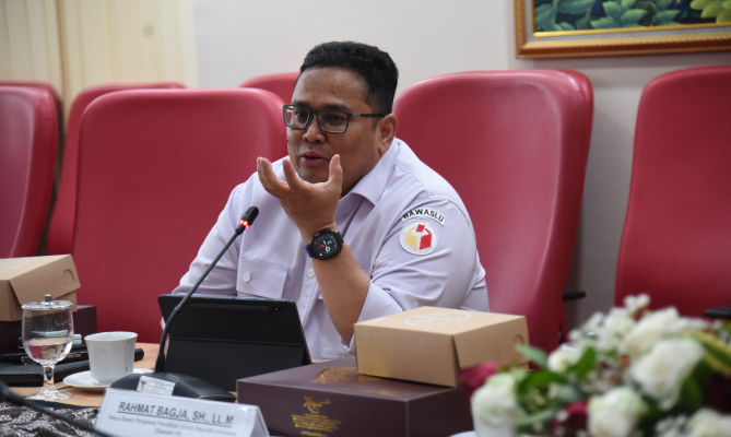 Ketua Bawaslu Rahmat Bagja dalam FGD yang digelar Sekretariat Kabinet Republik Indonesia di Jakarta, Rabu (7/8/2024).