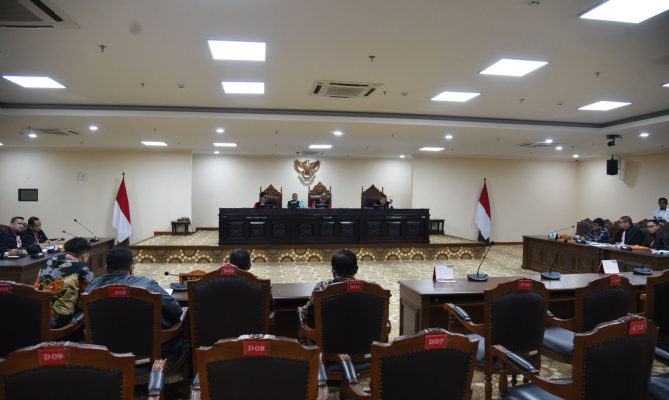 Suasana Sidang Perselisihan Hasil Pemilihan Umum (PHPU) Legislatif 2024 di Gedung Mahkamah Konstitusi,Jumat, (16/8/2024).