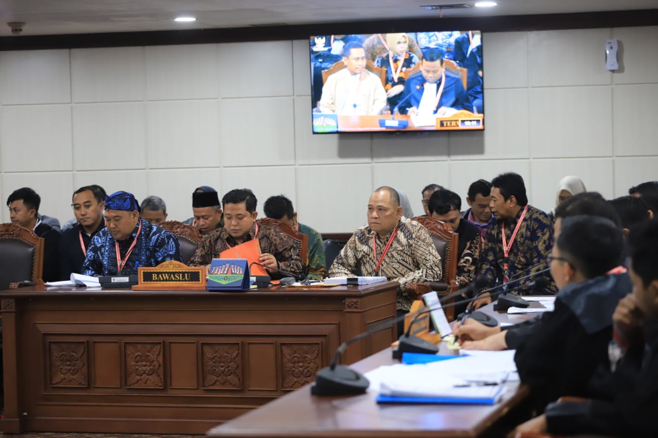 mk lanjutan sidang php