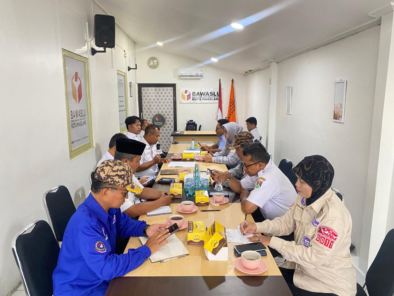 Bawaslu Kota Magelang bersama Pramuka Kwarcab Kota Magelang melakukan pertemuan untuk membahas Saka Adhyasta