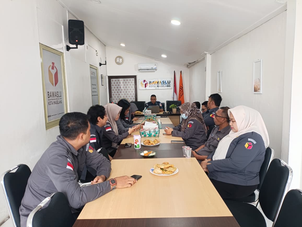 Bawaslu Kota Magelang mengadakan Rapat Koordinasi Sekretariat  Februari 2026