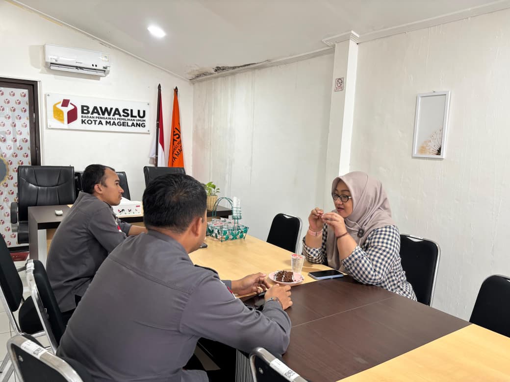 Bawaslu Kota Magelang melalui divisi PPPS mengadakan Rapat Internal dengan Tema Publikasi Hasil Kinerja
