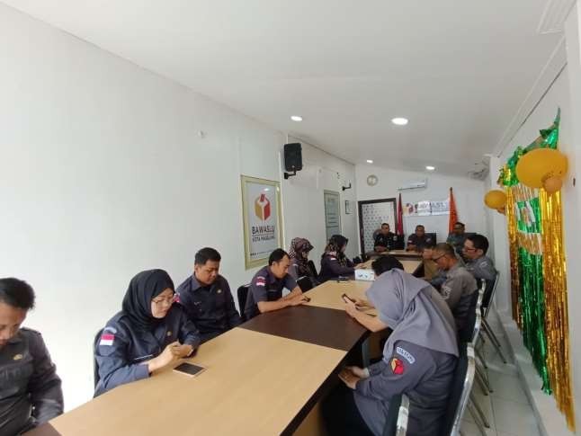 Bawaslu Kota Magelang Mengadakan Rapat Rutin Senin, 9 Maret 2026