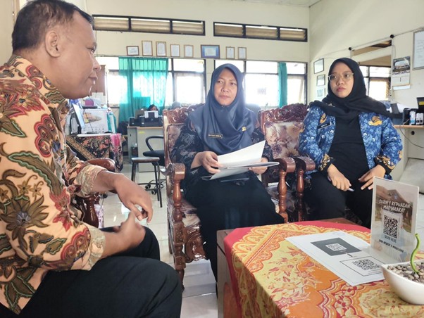 Bawaslu Kota Magelang Melaksanakan Konsolidasi Demokrasi Dengan SMA 5 Kota Magelang