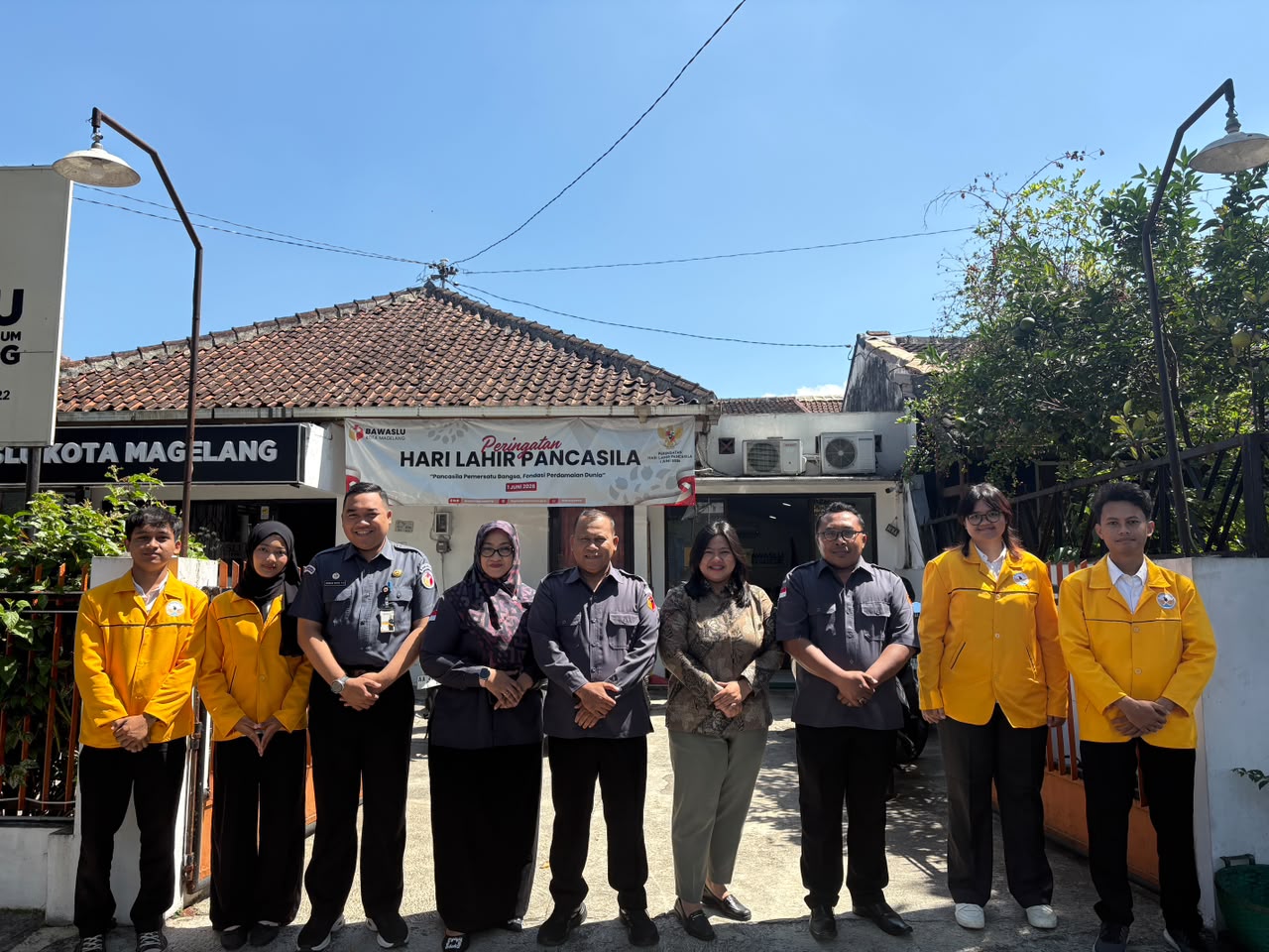 Bawaslu Kota Magelang menerima 4 orang mahasiswa magang MBKM dari Universitas Tidar Magelang