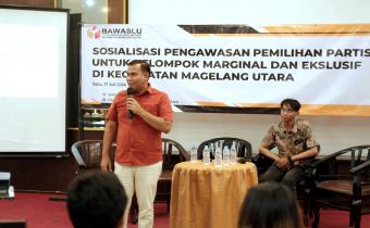 Ketua Bawaslu Kota Magelang Maludin Taufiq saat menjadi narasumber di acara Sosialisasi Pengawasan Pemilihan Partisipatif untuk Kelompok Marginal dan Eksklusif Kecamatan Magelang Utara di New Kebon Tebu Cafe & Resto, Magelang, Rabu (17/7/2024)