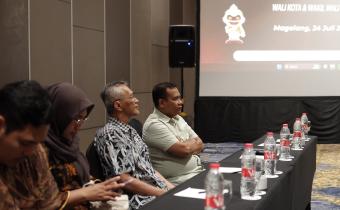 Rabu (24/07/2024)vKetua Bawaslu Kota Magelang Maludin Taufiq hadir dalam acara KPU terkait Penyuluhan Peraturan KPU Nomor 8 Tahun 2024 Tentang Pencalonan Gubernur & Wakil Gubernur, Bupati & Wakil Bupati, Serta Wali Kota & Wakil Wali Kota di Hotel Puri Asri.