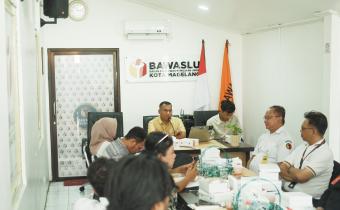 Ketua Bawaslu Kota Magelang Maludin Taufiq dalam acara Rapat Koordinasi Sosialisasi Teknis Penerimaan Laporan Dugaan Pelanggaran Pada Pemilihan 2024, Rabu (14/08/2024).