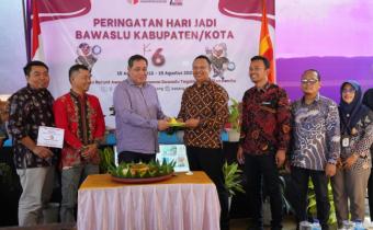 Anggota Bawaslu Herwyn JH Malonda saat supervisi di Bawaslu Kabupaten Batang, Kamis, (15/8/2024)