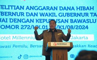 Anggota Bawaslu Herwyn JH Malonda dalam acara Penelitian Anggaran Dana Hibah Pemilihan Gubernur dan Wakil Gubernur Tahun 2024, Selasa (8/10/2024).