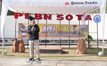 Anggota Bawaslu Totok Hariyono dalam Apel Siaga Pengawasan di Pos Lintas Batas Negara (PLBN) Sota, Jumat (4/10/2024)