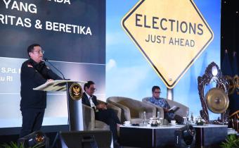 Anggota Bawaslu Puadi menjadi narasumber dalam Rapat Koordinasi Penyelenggara Pemilu Wilayah II di Jakarta, Selasa (5/11/2024).