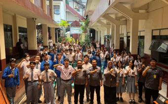 Bawaslu Goes to School SMA Elshaddai