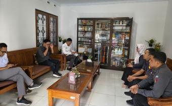 Bawaslu Kota Magelang Melakukan Koordinasi Dengan KPU Kota Magelang untuk Membahas Pemutakhiran Data Parpol